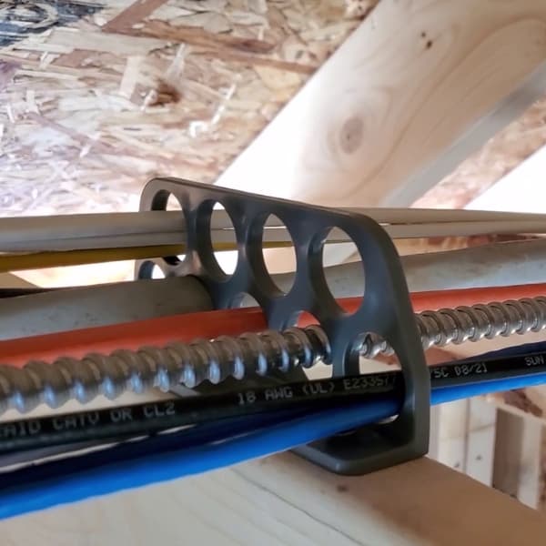 Cable Chase - Wire Bracket